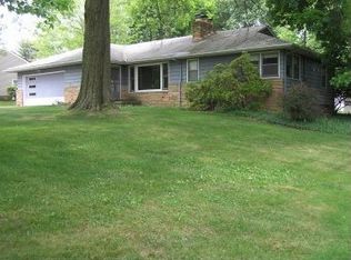 6215 Ranchview Dr, Independence, OH 44131