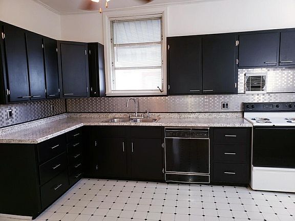 2nd image of 1224 20th St