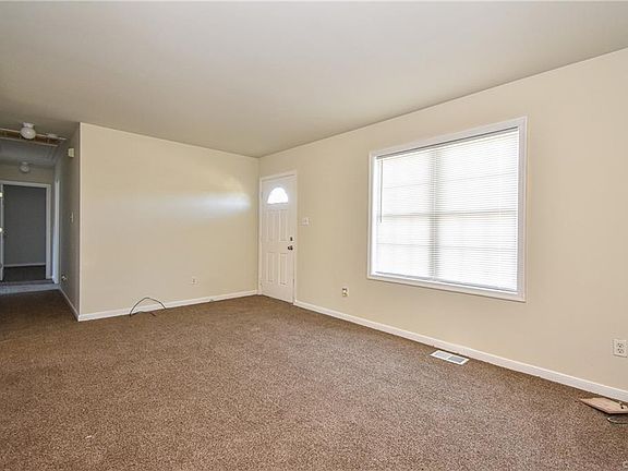 3rd image of 20402 Stonewood Manor Dr
