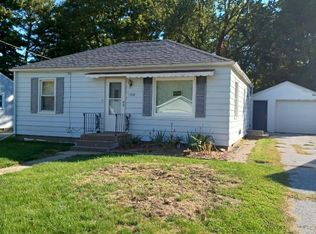 1408 43rd St, Moline, IL 61265