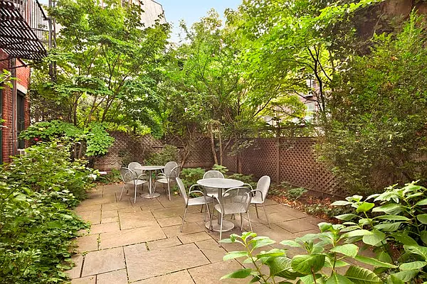 Sold by Citi Mosaic | media 10