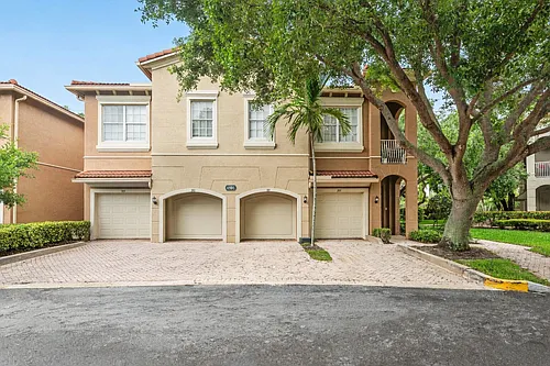 4891 Bonsai Cir #101 Photo 1