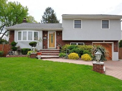 5 Holly Dr, Syosset, NY, 11791