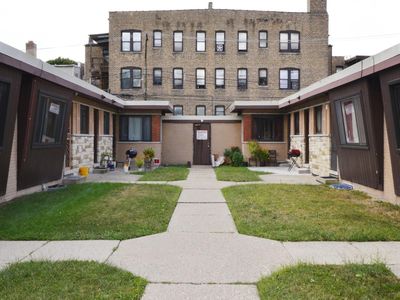 7344 N Winchester Ave #B, Chicago, IL, 60626