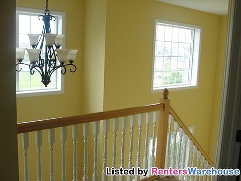 5th image of 11931 Petersburg St NE