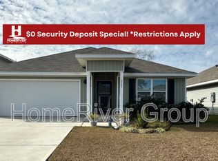 2383 Kirkwood Dr, Cantonment, FL 32533