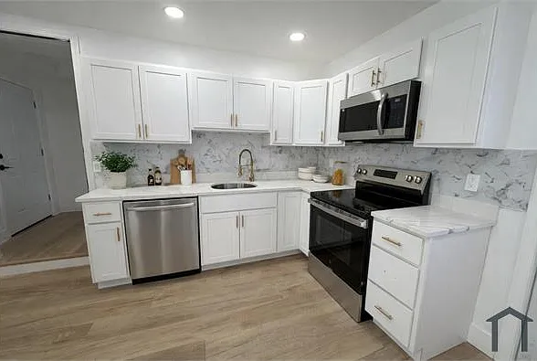 4 bed, 1700 sqft, $4,500 — Photo 4
