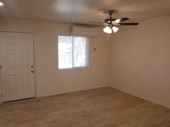 4th image of 743 S 6th St #1/2