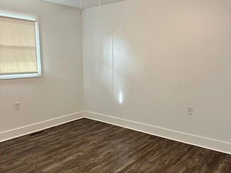 104 Northwood Ave — Photo 14