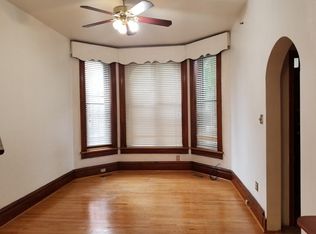 2710 S Wells St #1, Chicago, IL 60616