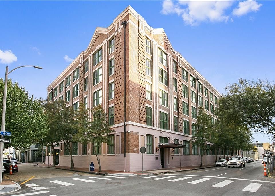 1st image of 700 S Peters St APT 501