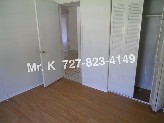 4th image of 10182 64th Way N