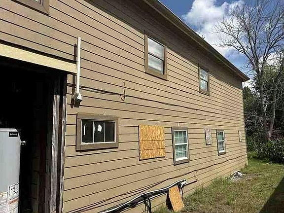 3rd image of 3427 Singleton Rd