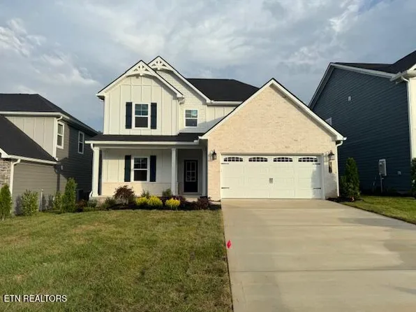 1812 Melton Meadows Dr, Maryville, TN 37803