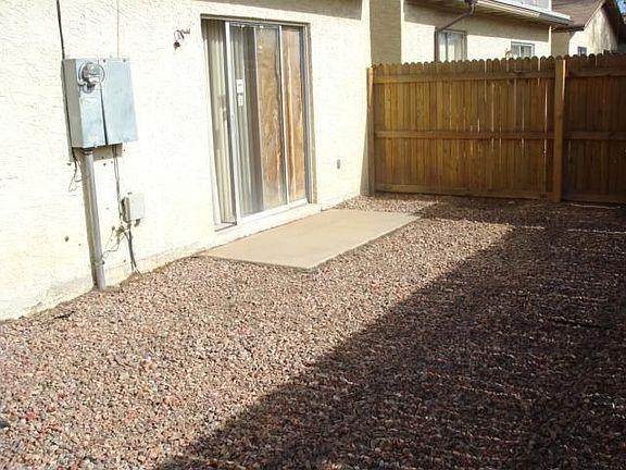5th image of 539 E Royal Palms Dr