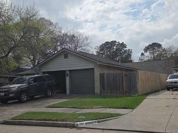 2nd image of 19019 Keyturn Ln