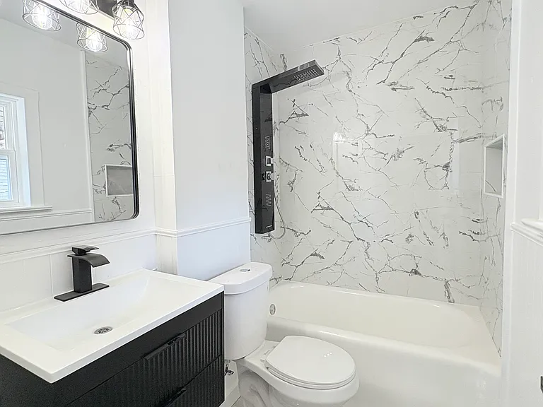 901 Woodsdale Ave — Photo 23