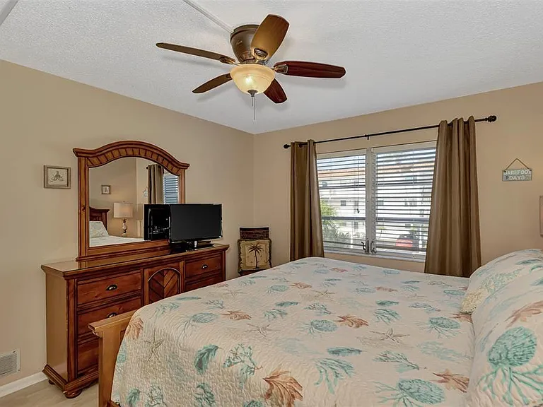 116 Vista Hermosa Cir #210C — Photo 22