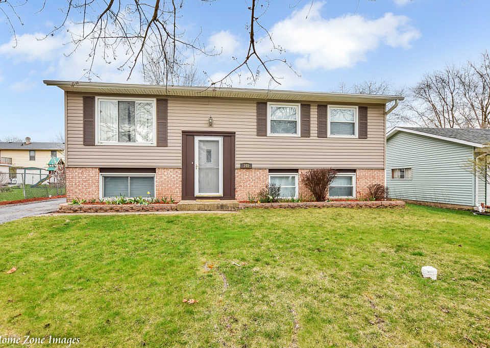 1st image of 140 Creekside Dr