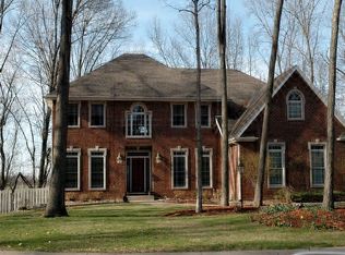 2508 Hillcrest Ave, Plymouth, IN 46563