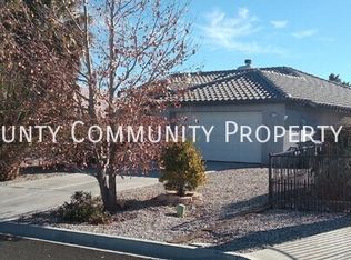 8613 Bolero Dr, Yucca Valley, CA 92284