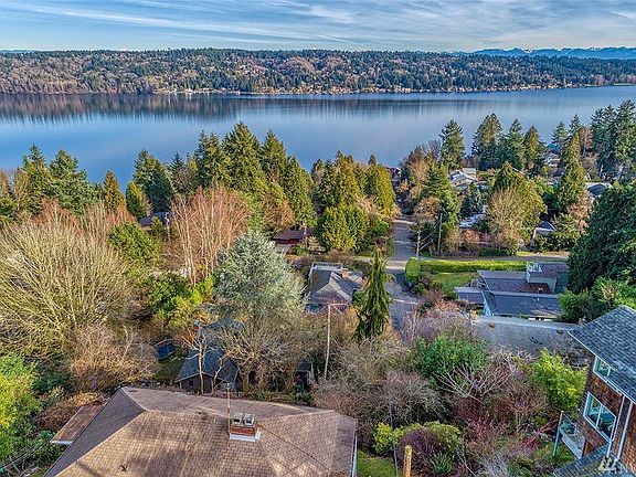 Amazing ariel view looking toward Kirkland
