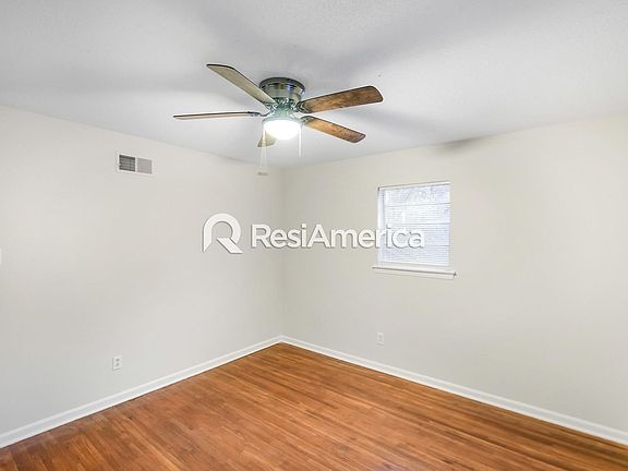5th image of 5009 Teal Ave
