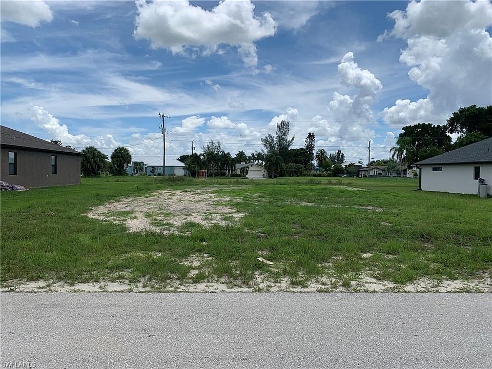 1st image of 1305 SW 5th Pl
