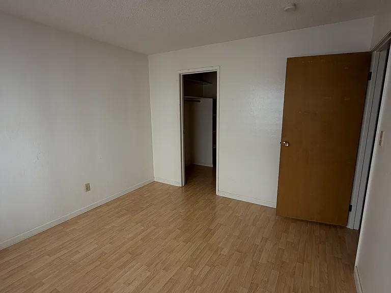 407 Cornell Ave #3 — Photo 10
