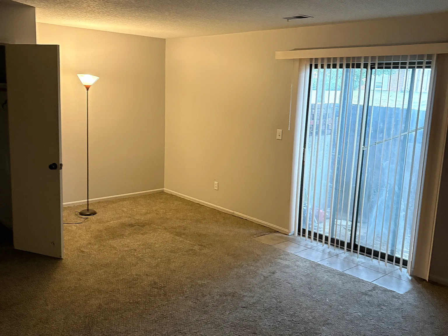 1 bed, 800 sqft, $900 — Photo 4