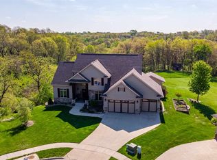 1490 Cypress Cir, North Liberty, IA 52317