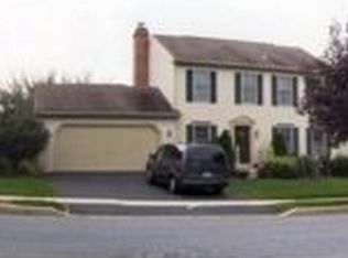 924 Parish Pl, Hummelstown, PA 17036