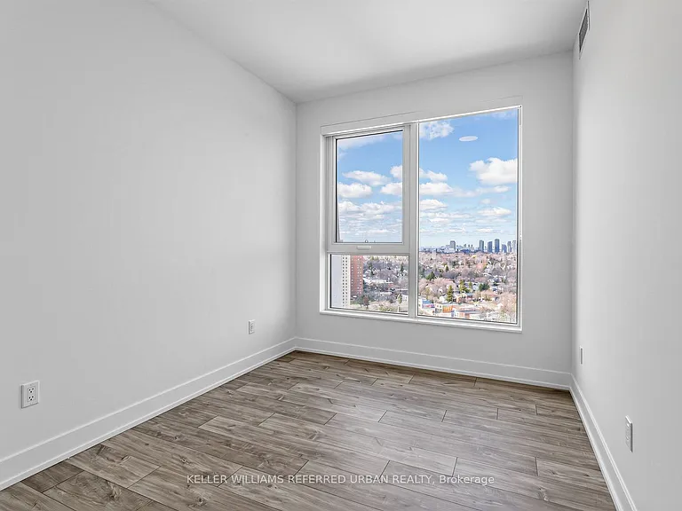 60 Central Park Dr #2112 — Photo 17