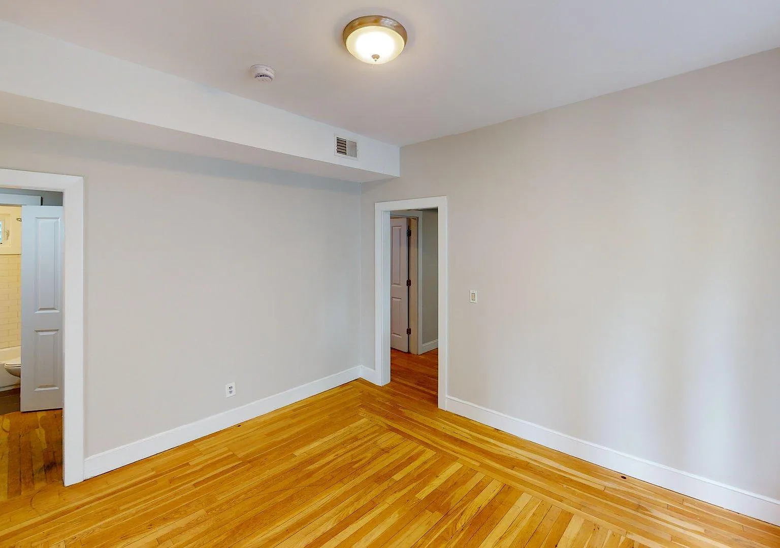 25-27 Marney Street — Photo 2