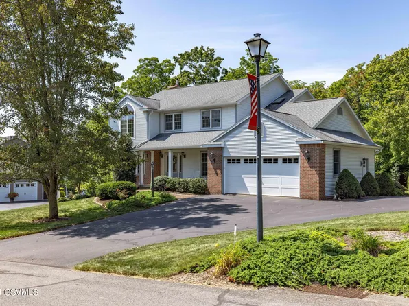 40 Fairview Dr, Danville, PA 17821