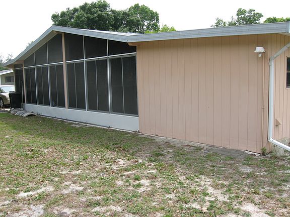 Garage Side w Laundry Room.