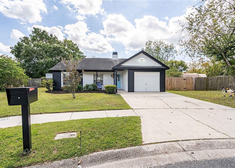 1st image of 4613 N COUNTRY HILLS COURT
