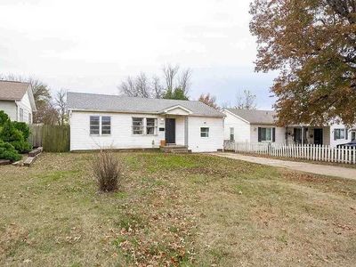 1427 E Broadway St, Cushing, OK, 74023
