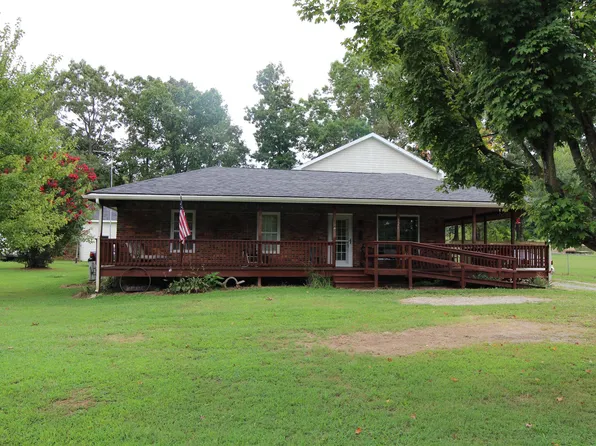 126 Hogin Rd, Dickson, TN 37055