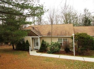 33 Hidden Ridge Dr, Monticello, NY 12701