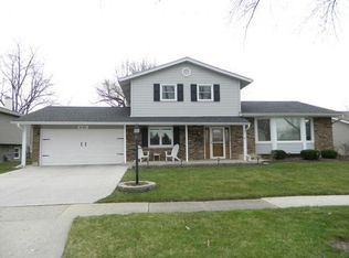 4185 Winston Dr, Hoffman Estates, IL 60192