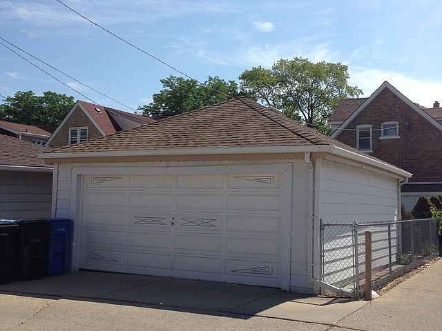 2nd image of 5442 S Kildare Ave #1