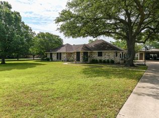 120 Rocky Ridge Rd, Red Oak, TX 75154