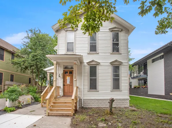 2215 Wabash St, Detroit, MI 48216