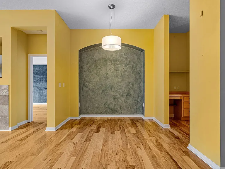 500 E Grant St #207 — Photo 2