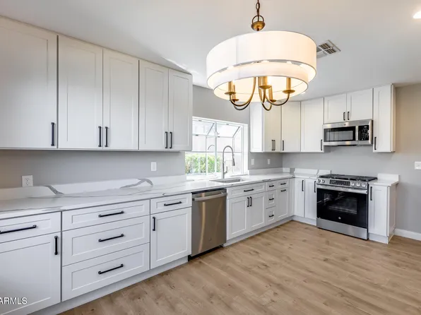 9513 E HERCULES Drive, Sun Lakes, AZ 85248