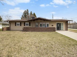 306 N Emily St, Ludington, MI 49431