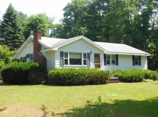 94 Main St, Atkinson, NH 03811