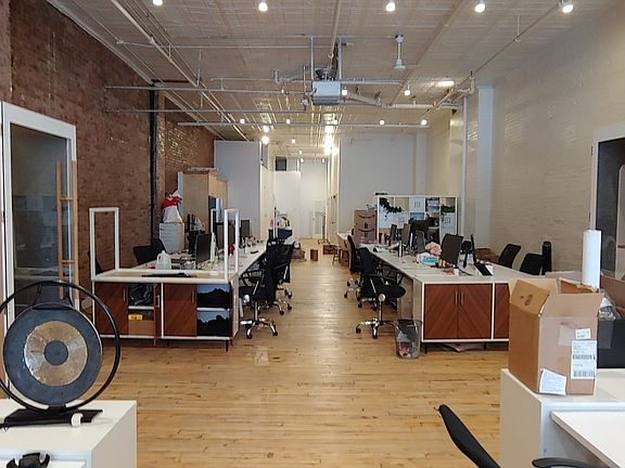 4th image of 579 Broadway APT 2C