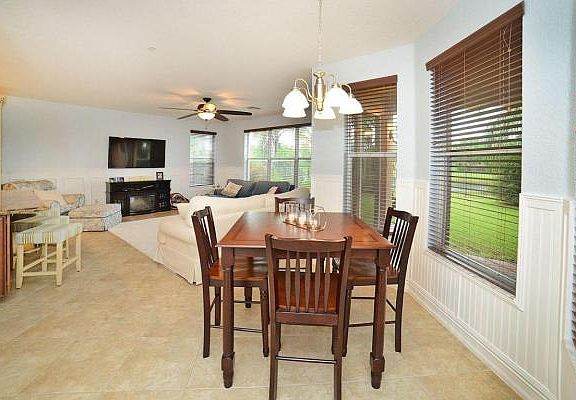 Home For Sale In Canyon Lakes